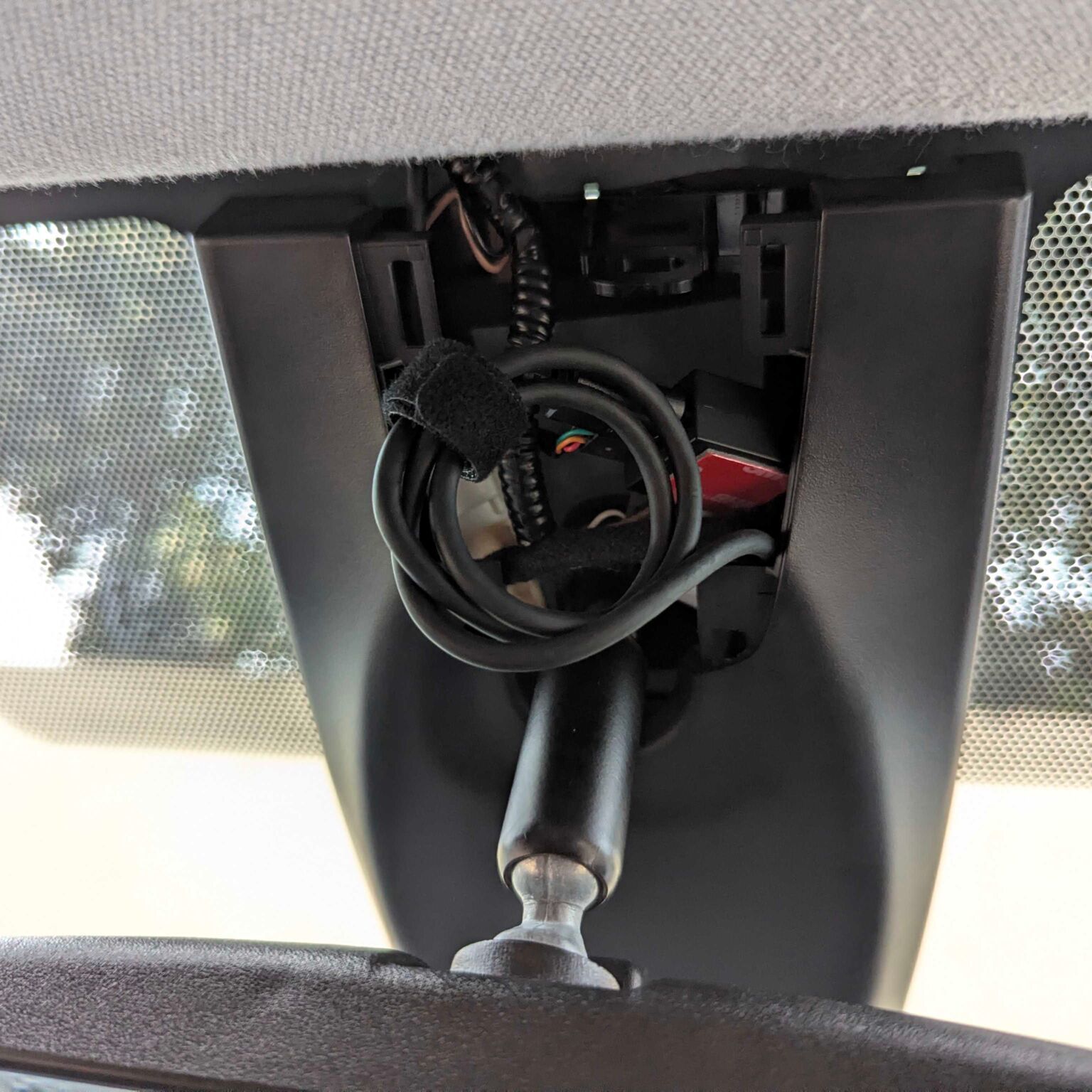 tidy up wires